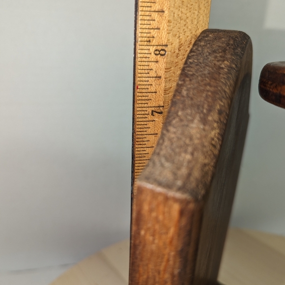 Wooden Spool Bookend - Picture 4 of 8